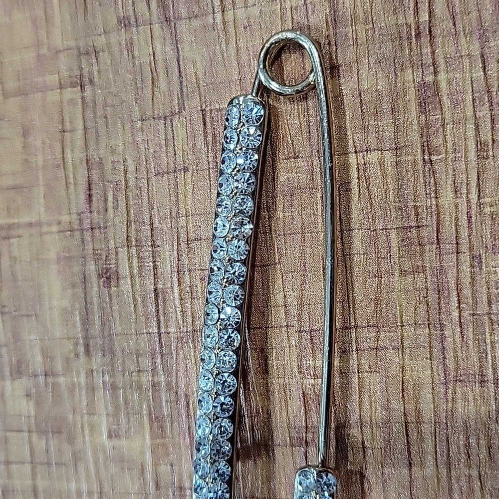 Vintage Rhinestone Crystal Brooch Pin - Picture 4 of 10